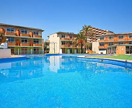 Club Ξενοδοχείο 3*